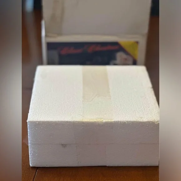 🆕 🎄 Classic Christmas Vintage Cast Iron Trick Pony Bank. New in box. Rare. - Picture 5 of 9